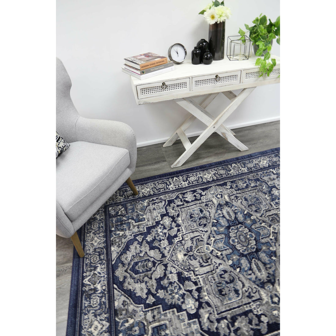 Arya Navy Blue Transitional Rug 160x220 cm