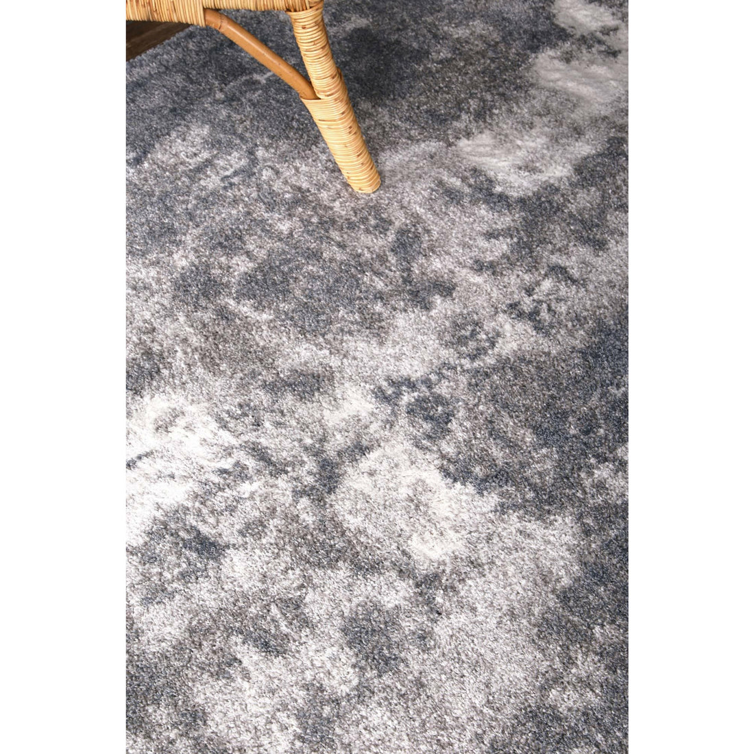 Yuzil Grey White Abstract Rug 160x230cm