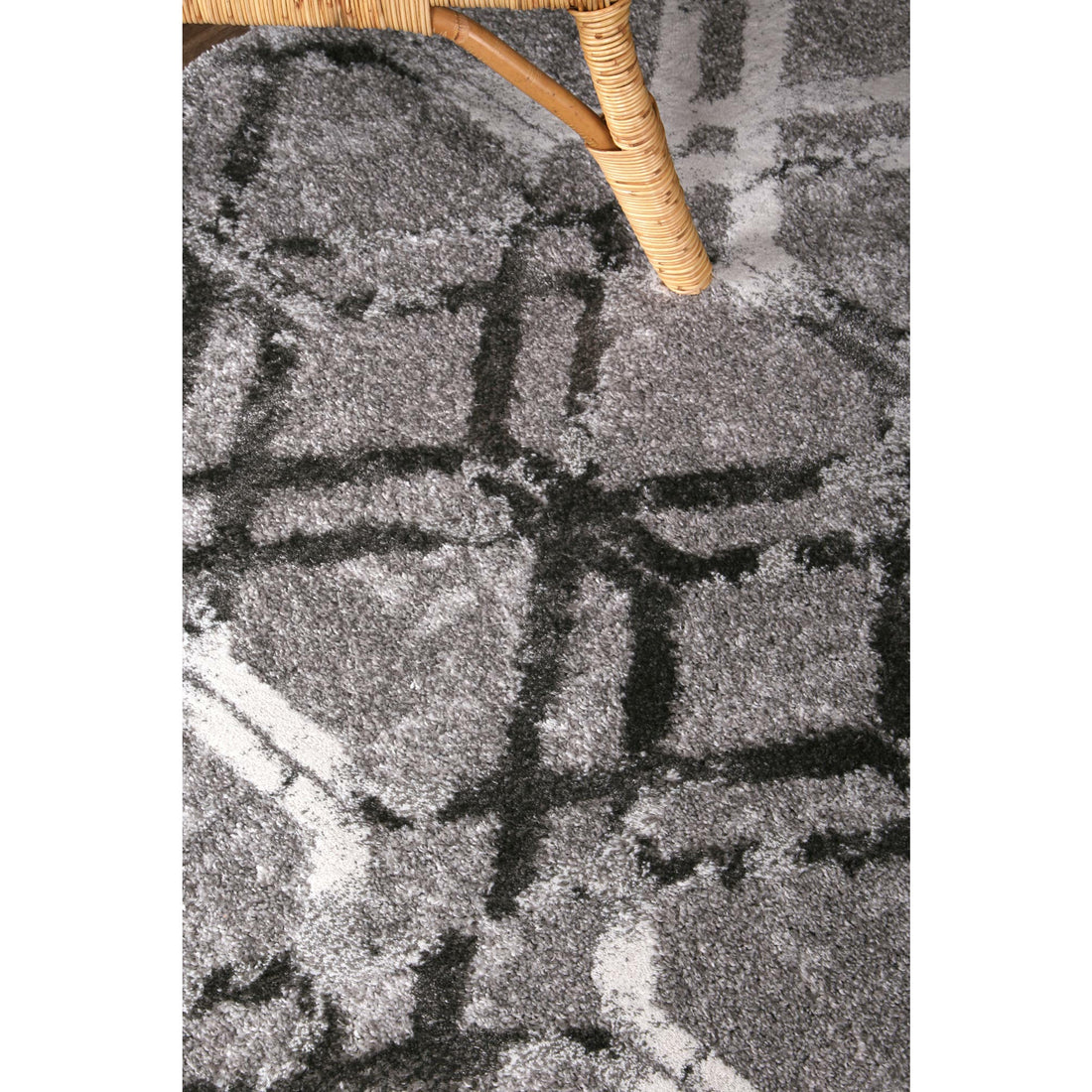 Yuzil Grey White Lattice Rug 200x290cm