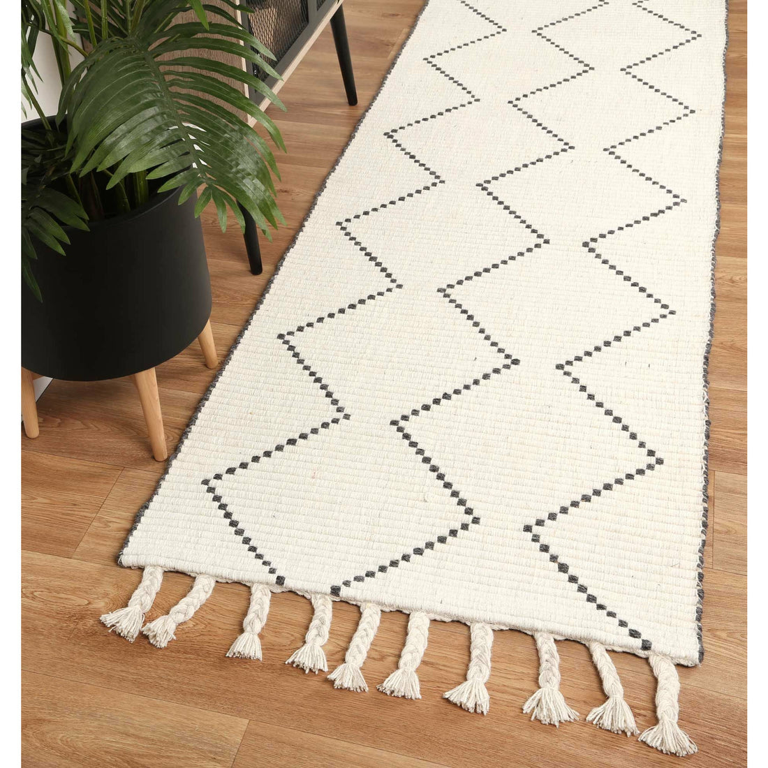 Leilani Diamond Tassel Cream Rug 80x300cm