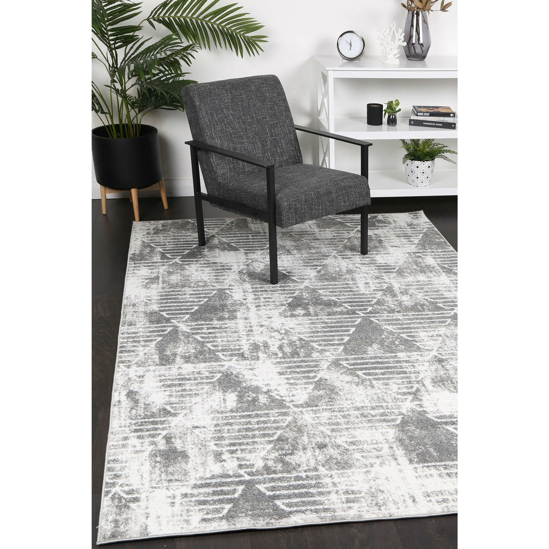 Windjana Transitional Geometric Silver Rug 200x290cm