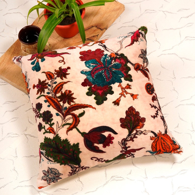 Frida Floral Decorative Cushion Muertes Cushion Cover